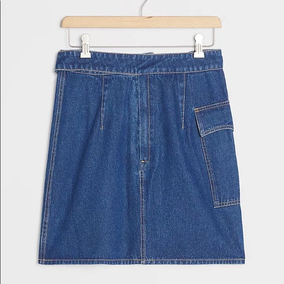 Anthropoligie Mari Slim Denim Mini Skirt NWOT - Picture 2 of 7